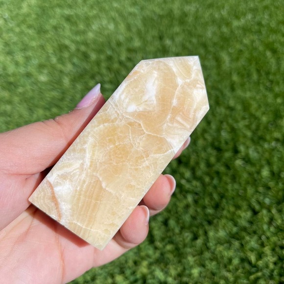 Calcite Tower - Picture 3 of 10